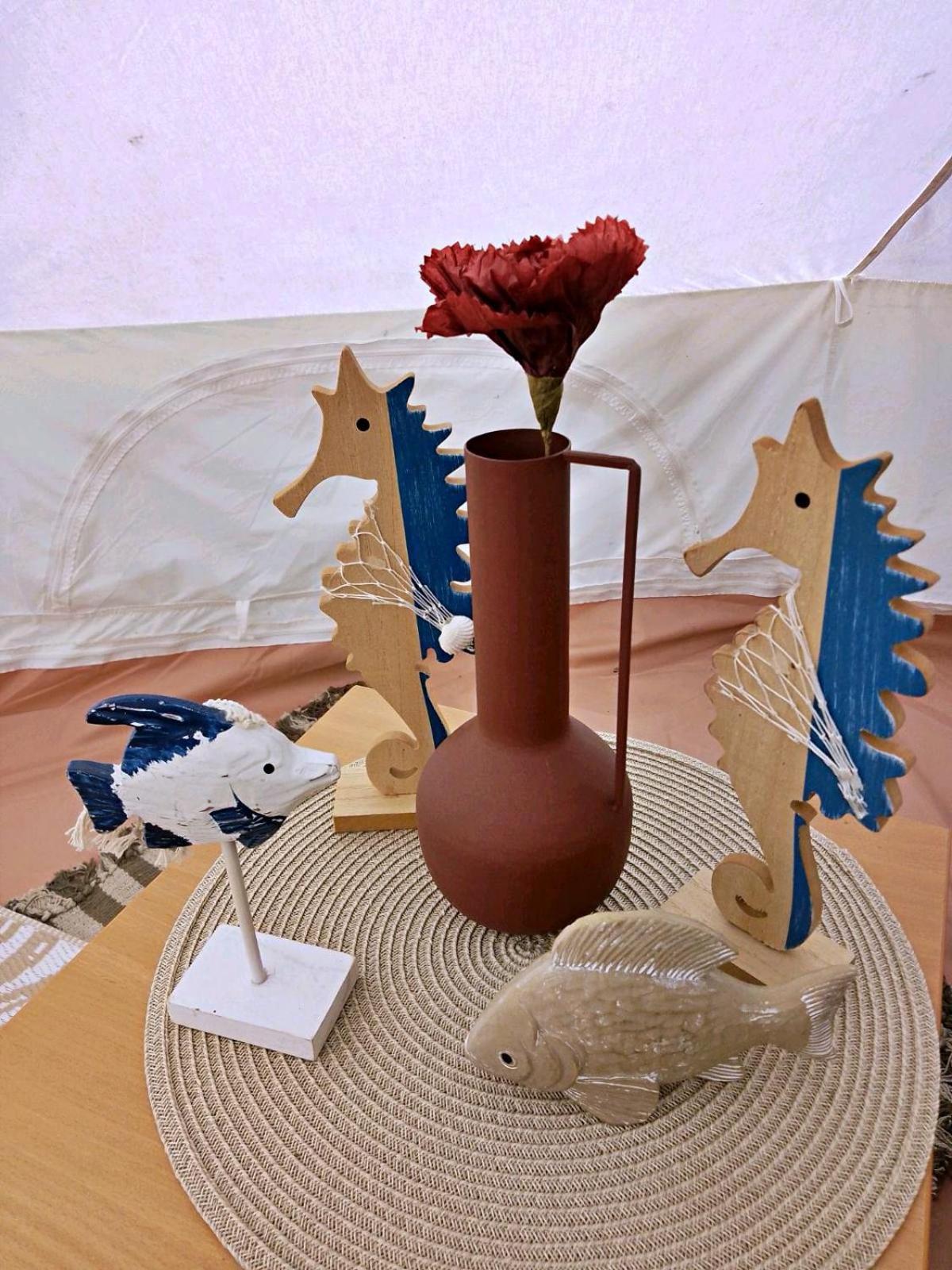 ホテル Nalu Glamp Ujście-Darłowskie エクステリア 写真